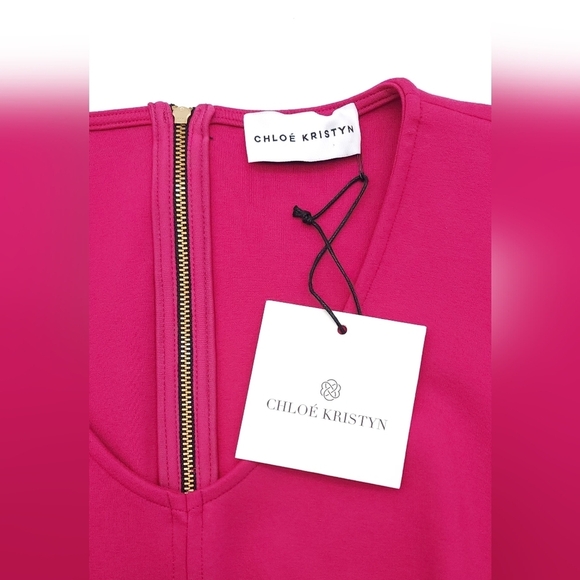 NWT Chloe Kristyn Veronica Ponte Top Plus Size 2X Fuchsia Long Sleeve V Neck - Picture 4 of 8